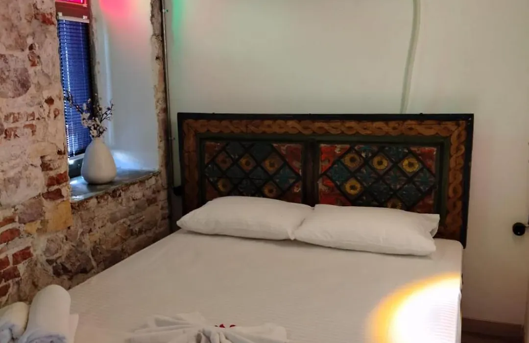 Latibule Adahan Guest House-1